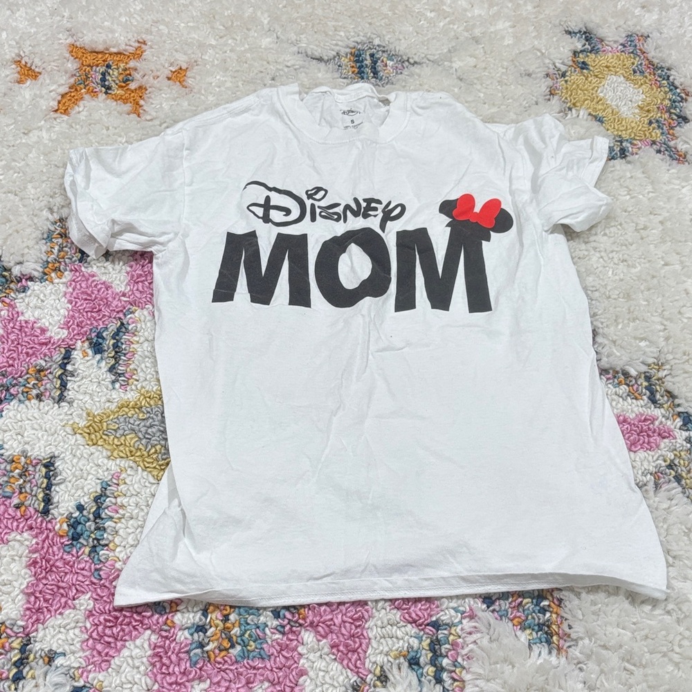 Disney Mom T-shirt
